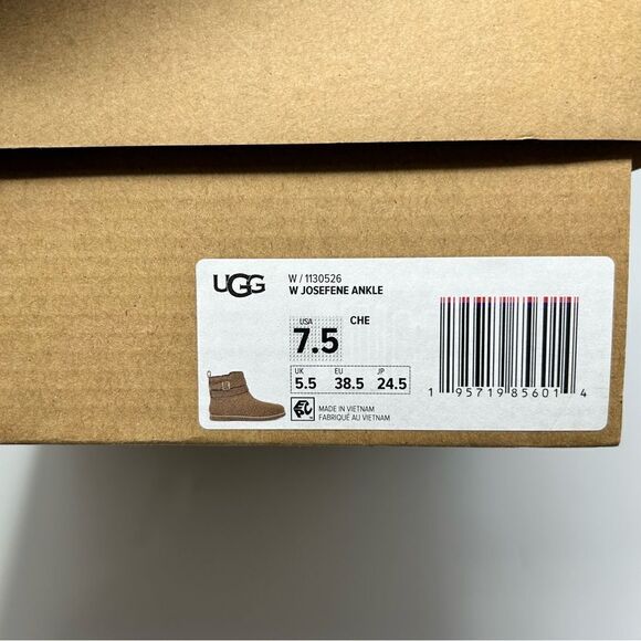UGG Josefene Ankle Boots - Picture 8 of 9